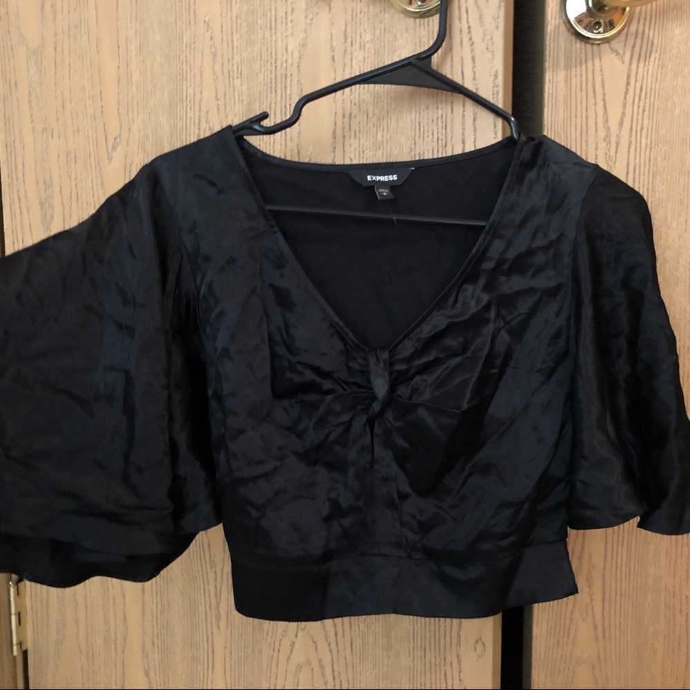 Express crop top 🤩
